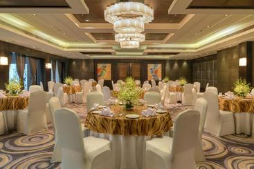 Fortune District Centre, Ghaziabad   Member Itc S Hotel Group