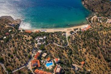 酒店 Limnionas Bay Village