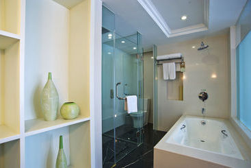 هتل Mercure Chengdu North