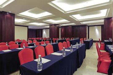 هتل Mercure Chengdu North
