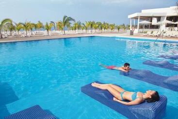 Hotel Riu Playa Blanca - All Inclusive