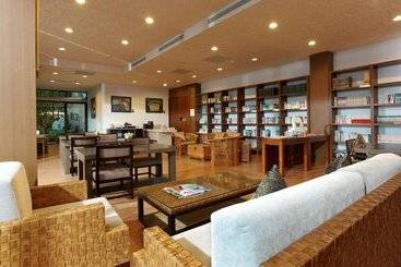 هتل Spring Hill Resort