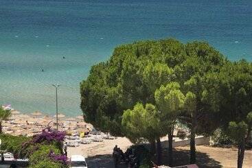 בית מלון כפרי Temple Beach