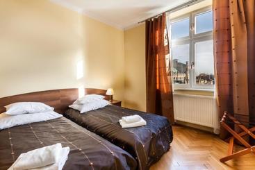 مسافرخانه P&j Apartments Florianska