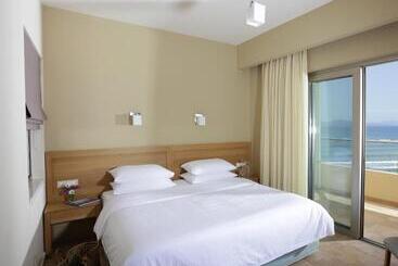 בית מלון כפרי Almira