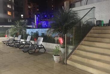 酒店 Grand International