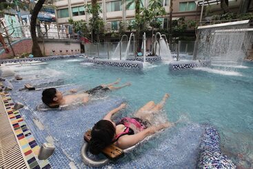 هتل Resort One