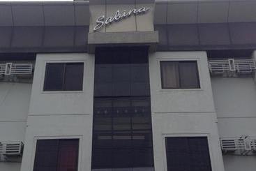 בית מלון כפרי Sabina Suites