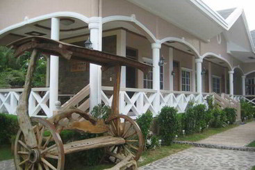 هتل Yuken Mari Beach Haus