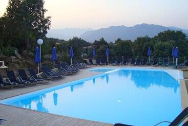 اقامتگاه Résidence Odalys San Martinu