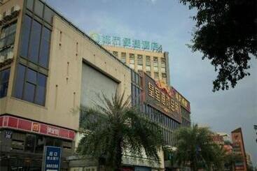 בית מלון כפרי City Comfort Inn Foshan Gaoming Huaying Square
