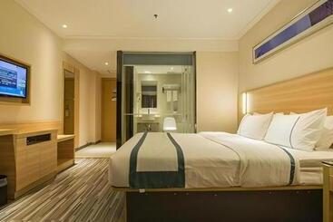 Szálloda City Comfort Inn Guiping Fenghuang