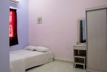 Отель Spot On 90164 Homestay Al Hafiz