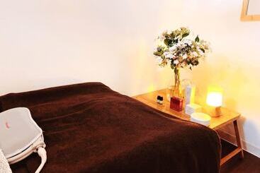 بنسيون Bito Tsuyamaan Lwx