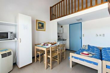 渡假胜地  Odésia Vacances Village Club Le Pescadou