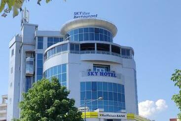 فندق Sky View