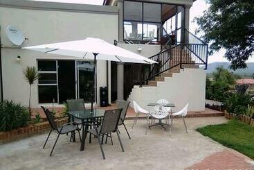 פנסיון Dithabeng View Guest House