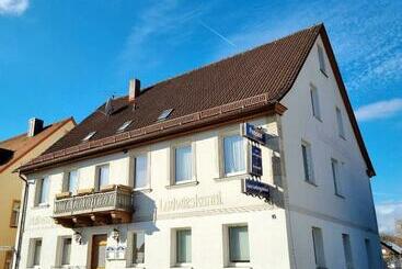 פנסיון Monteurunterkunft Ludwigskanal