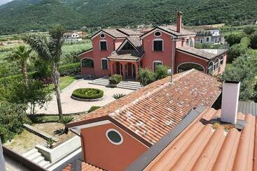 צימר Agriturismo Agri Mediterraneo