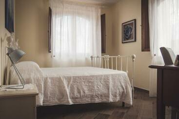 فندق Agriturismo Ragozzino / De Marco