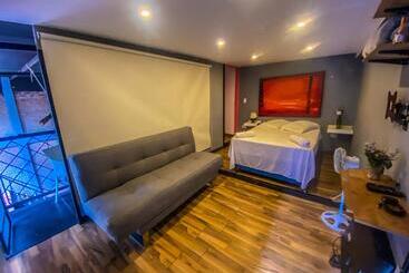 پانسیون Fardo Hotel Boutique En Ibague   Zona G   Recepción Digital 24h