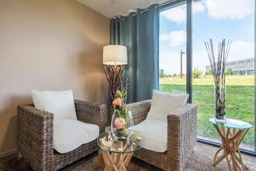 Отель Appart’city Confort Vannes