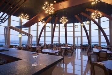 Aston Makassar Hotel & Convention Center