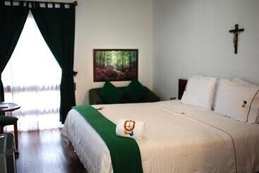 ホテル Casa De Los Fundadores