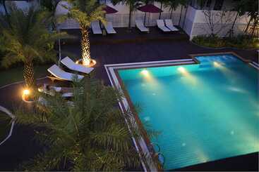 Отель Dee Andaman