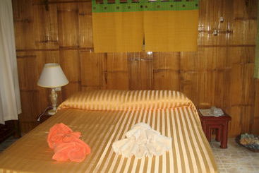 هتل Dream Native Resort
