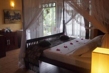 فندق Flower Garden