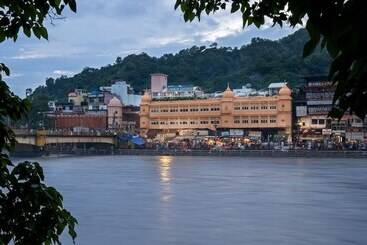 Ganga Lahari By Leisure Hotels