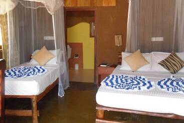 酒店 Kirinda Beach Resort