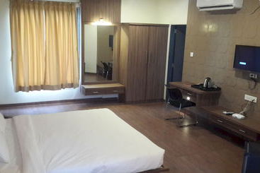 בית מלון כפרי New Leaf