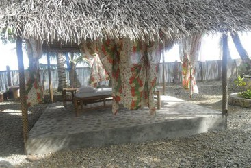 هتل Nitivos Beach Resort