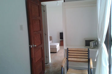 هتل Panglao Palms Apartelle