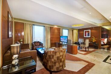 فندق Radisson Blu Kaushambi Delhi Ncr