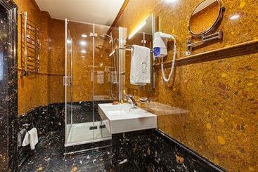 בית מלון כפרי Royal  Spa & Wellness