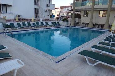 בית מלון כפרי Temple