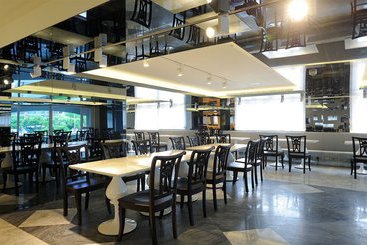 Royal Seasons Hotel Taichung Zhongkang