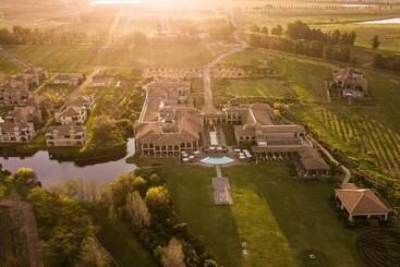 酒店 Sante Wellness Retreat & Spa