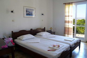 Sunny Studios & Apartments