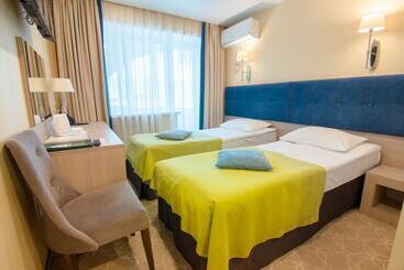 Zhemchuzhina Hotel Vladivostok