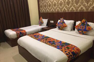 Отель Parkwayinn