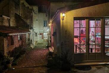 Bed and Breakfast La Little Maison