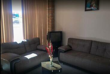 فندق Suave Patria