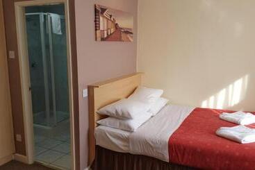 בית מלון כפרי Westholme