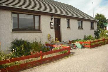 125 Kinlochbervie B&b