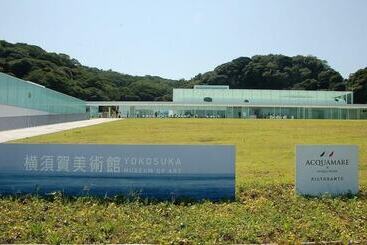 בית מלון כפרי New Port Yokosuka