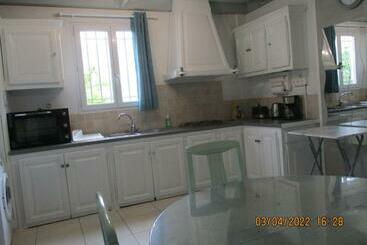 מלון כמוסות Le Pijolin